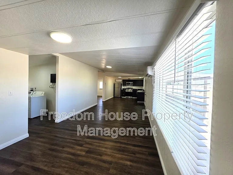 1911 Greta Blvd — Photo 12