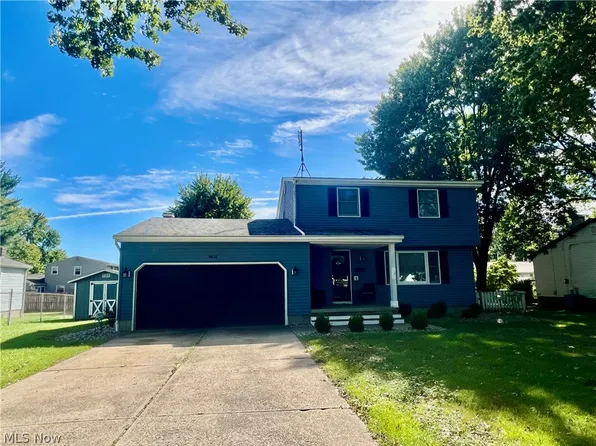 4611 Deopham Green Dr, Youngstown, OH 44515