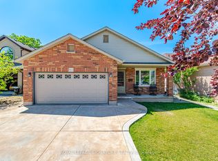 5122 Meadowood Ln, Lincoln, ON L0R 1B8