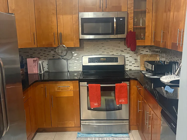 30 Stevens St #111 — Photo 3