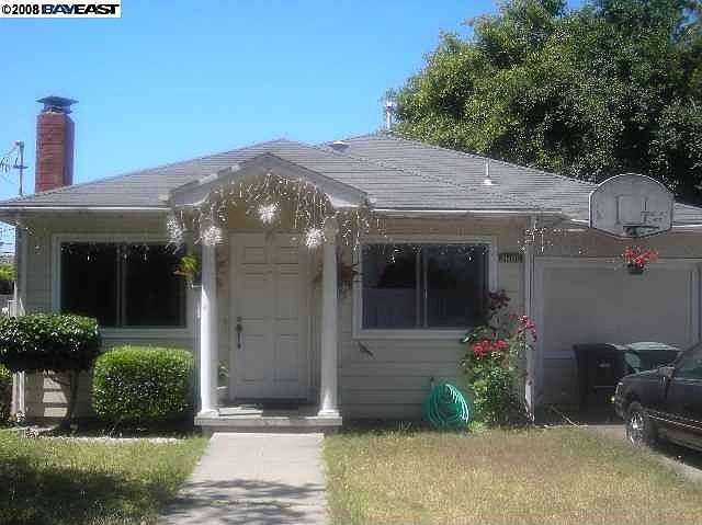 1st image of 21485 Montgomery Ave