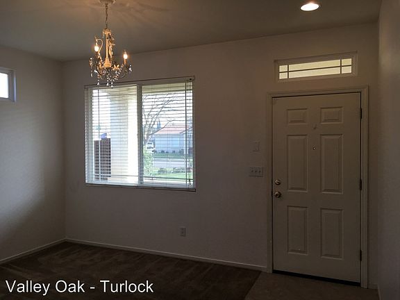 2nd image of 3333 Summerdale Ave
