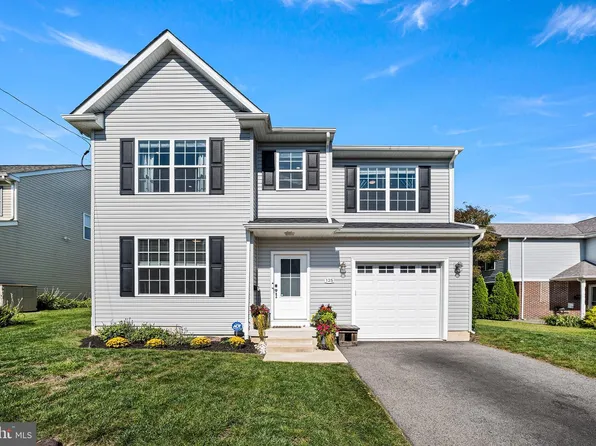 125 N Central Ave, Jenkintown, PA 19046