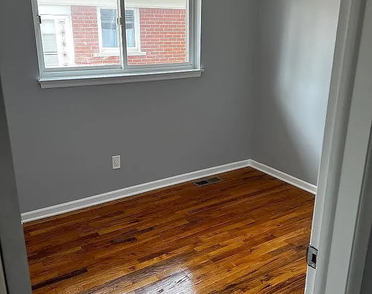 6577 N Lafayette St — Photo 5