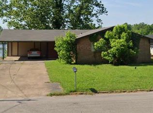 2001 W Holmes Rd, Memphis, TN 38109