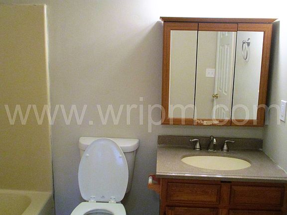 5th image of 4946 Ocean Heights Ave