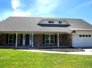 9040 E 27th St, Tulsa, OK 74129