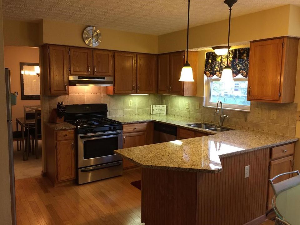 1st image of 5885 Heather Glen Ct
