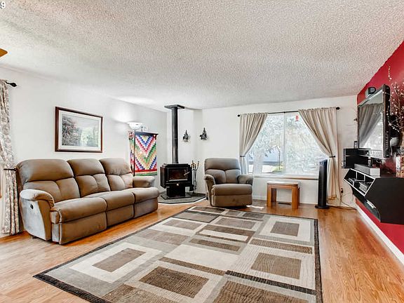 5th image of 1771 SE Dowery Ln