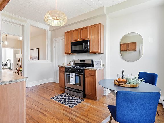 4th image of 198 Bowers St APT 2