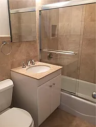 Rented by R New York