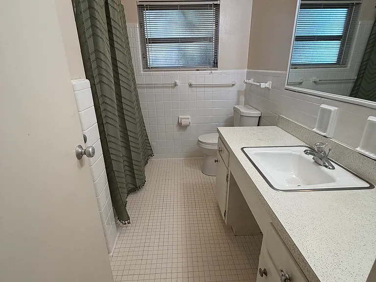 105 N Eola Dr #2 — Photo 12
