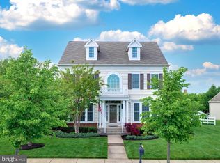 41397 Windybush Dr, Leesburg, VA 20175
