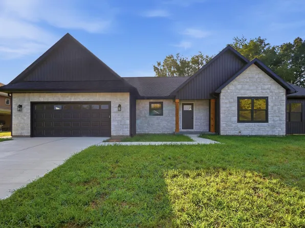 1980 Appian Way, Springfield, OH 45503