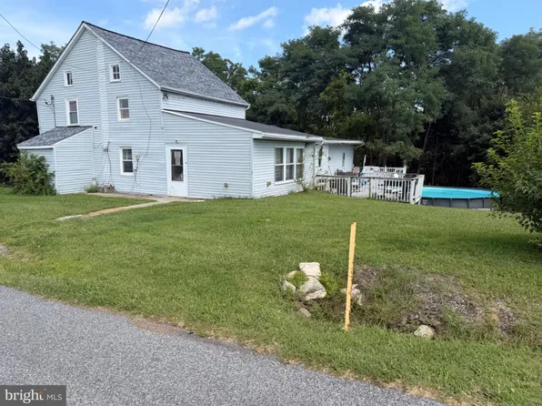 2778 Keefer Rd, Chambersburg, PA 17201