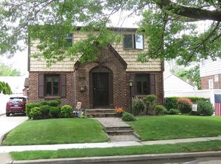 173 Madison St, Franklin Square, NY 11010