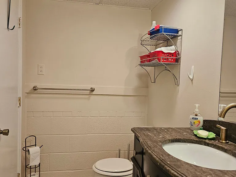3212 Fairforest Pl #2 — Photo 10