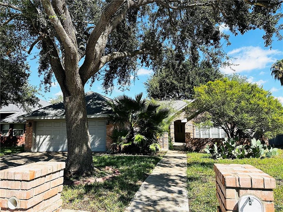 1st image of 1300 Heron Ct