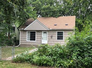 837 25th Ave SE, Minneapolis, MN 55414