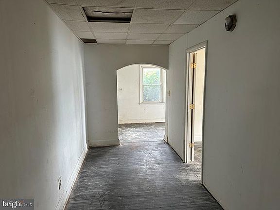 2nd image of 6722 Brentwood Ave