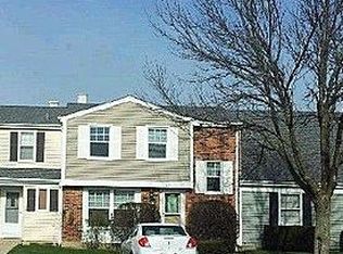 814 Somerset Cir, Hanover Park, IL 60133