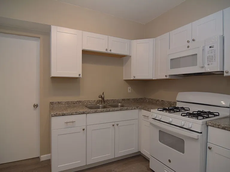 835 E Graybill Dr — Photo 7