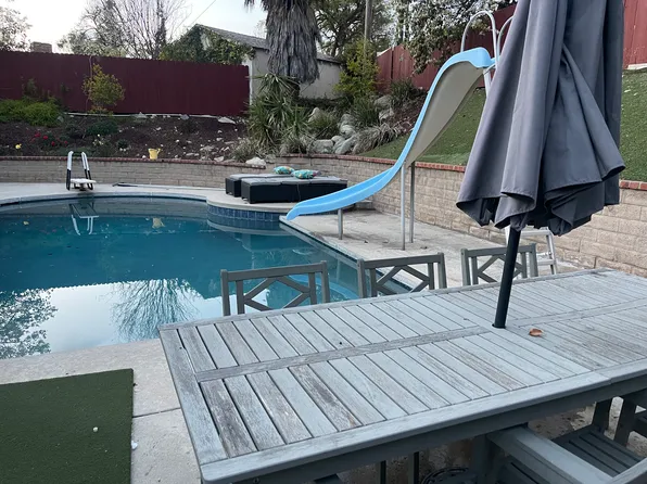 3947 Community Ave, Glendale, CA 91214