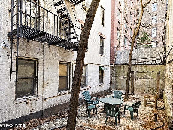 5th image of 166 W 22nd St APT 1G
