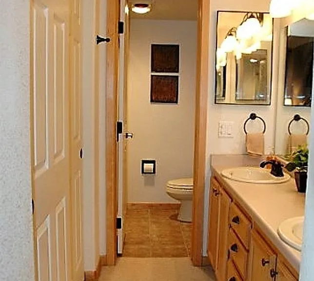 980 Lakepoint Dr #603 — Photo 12