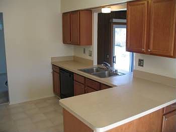 2nd image of 3555 Cloverlawn