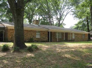 607 N Weldon St, Frankston, TX 75763