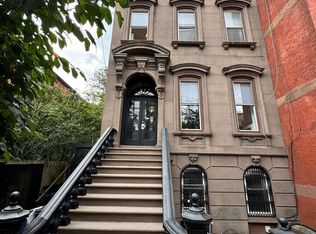 325 Montgomery St #3, Jersey City, NJ 07302