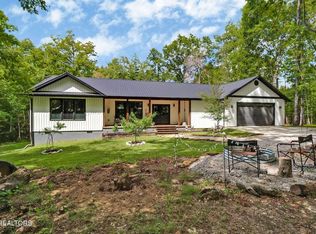 399 Georgee Rd, Jamestown, TN 38556