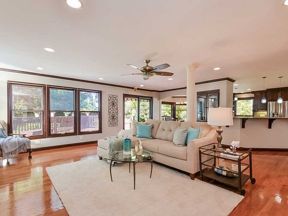 2nd image of 2072 Westfield Dr