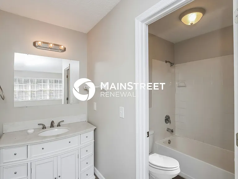 Main Bathroom