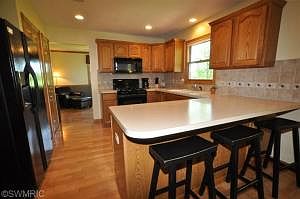 4th image of 6477 Annabelle Dr