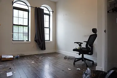 Rented by Rennit Inc.