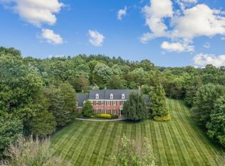 16 Spring Lake Dr, Far Hills, NJ 07931