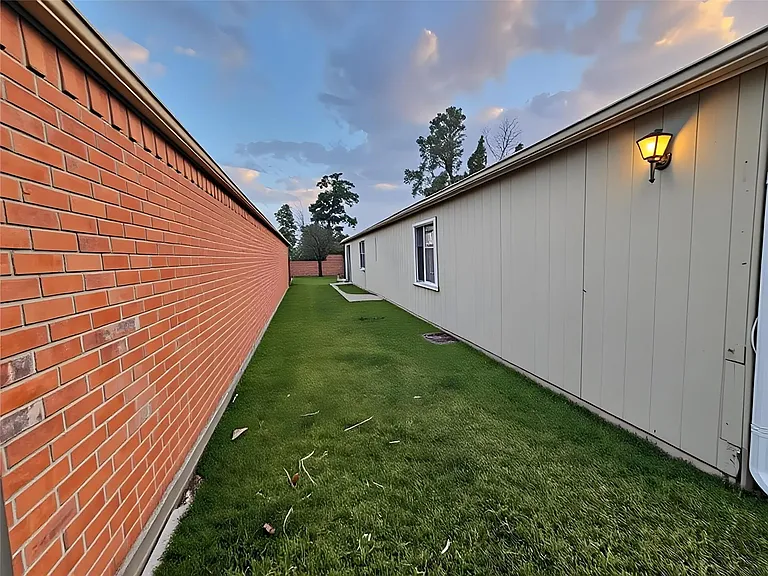 13146 Newbrook Dr — Photo 21