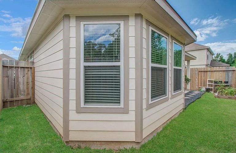 25416 Grotto Falls Ln — Photo 16