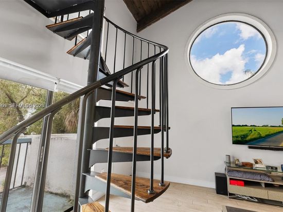 8331 SW 157th Ave APT 409, Miami, FL 33193