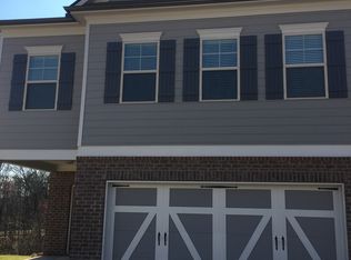 2045 Black Pebble Cir, Buford, GA 30519