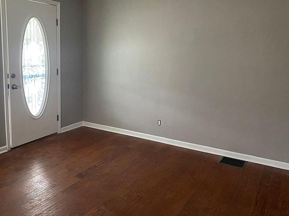 2nd image of 8421 Jackies Dr