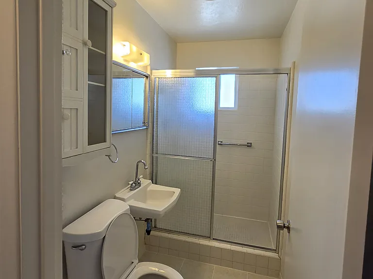 1309 W 14th St — Photo 14