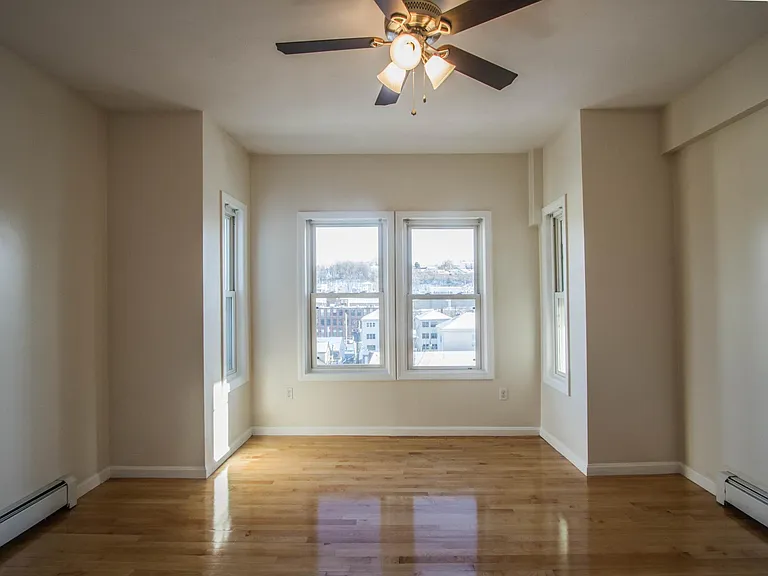 19 Wilson St #2 — Photo 1