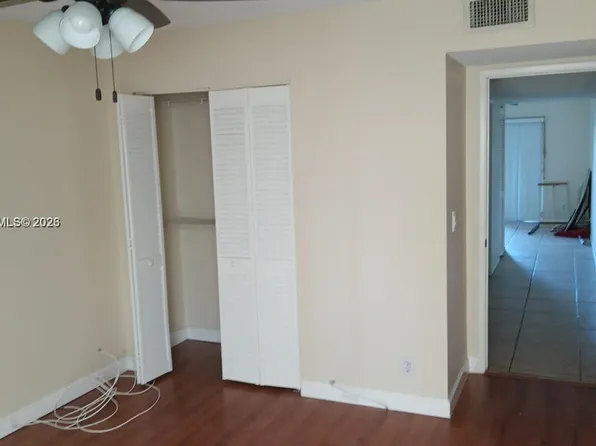8905 NW 28th Dr #13, Pompano Beach, FL 33065