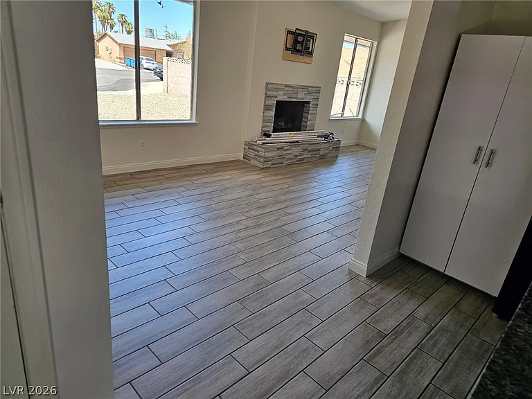 3905 Starflower Ct — Photo 2