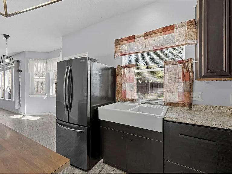 5615 Brigstone Park Dr — Photo 14