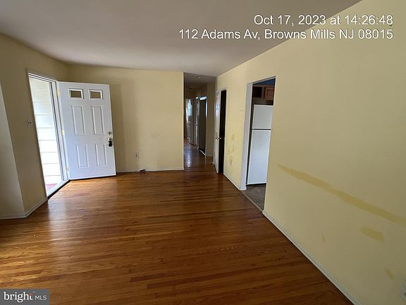 5th image of 112 Adams Ave