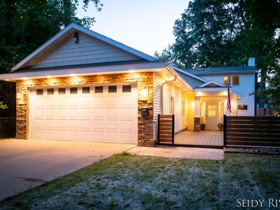 3543 College Ave NE, Grand Rapids, MI, 49525